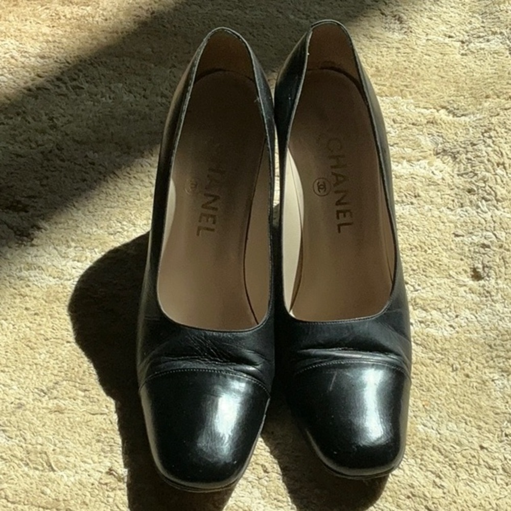 Classic CHANEL Cap Toe Pumps